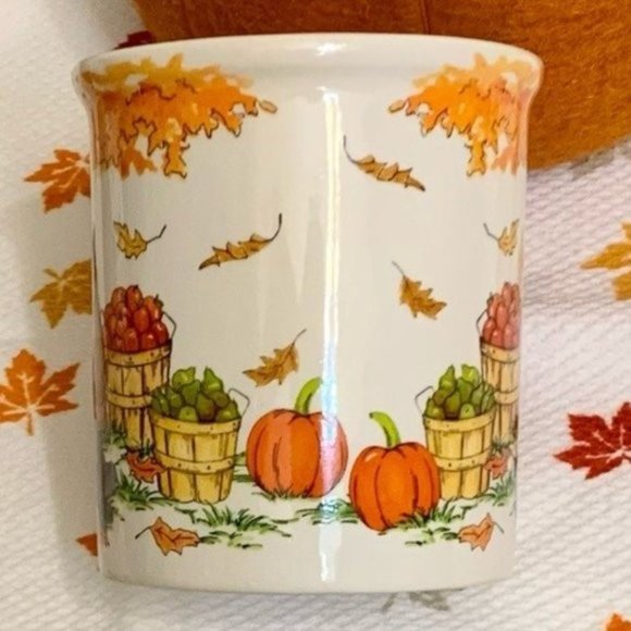 NWT Dog in Sweater Black Lab Labrador Mug Fall Harvest Certified International - Picture 2 of 6